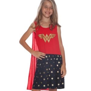 Wonder Woman Caped Nightgown Large  10 12